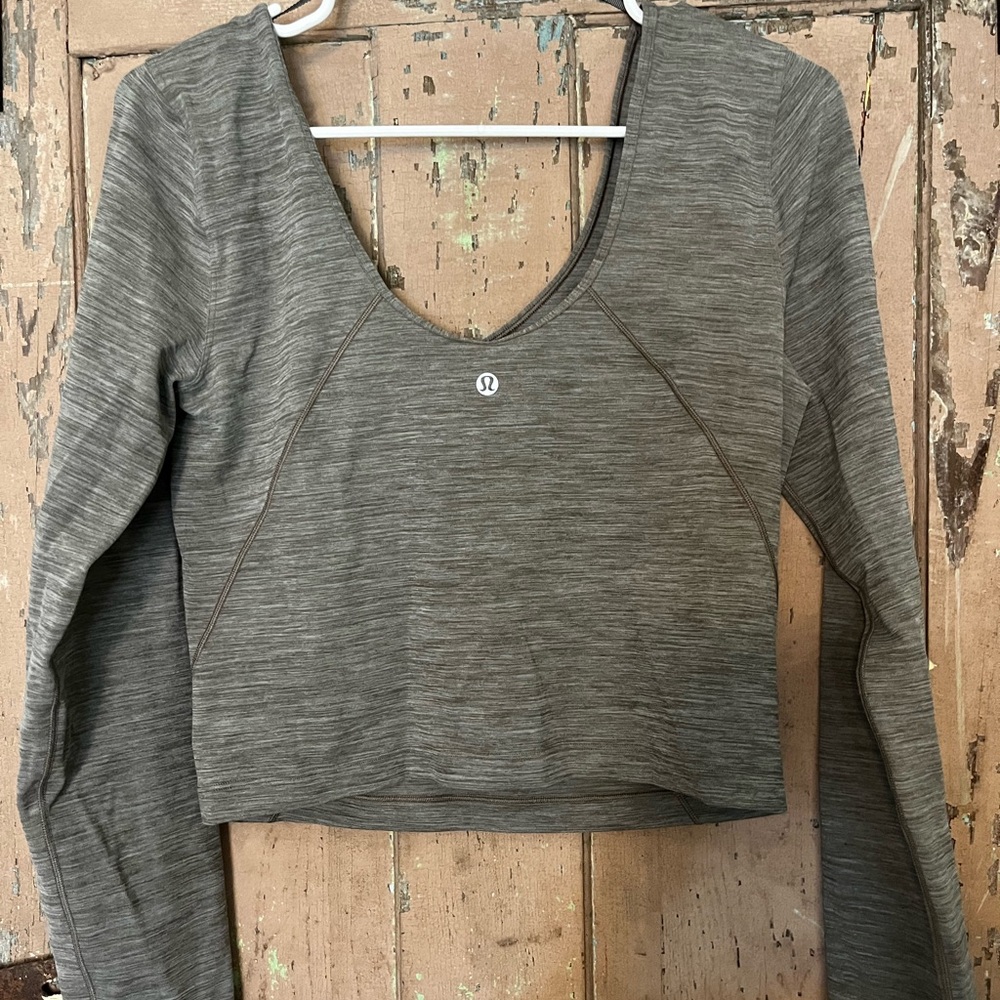 lululemon athletica Charcoal Long Sleeve Women's Tee